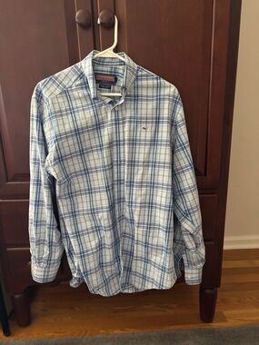 Vineyard Vines Men's Light Blue and White Plaid Button-Down Shirt